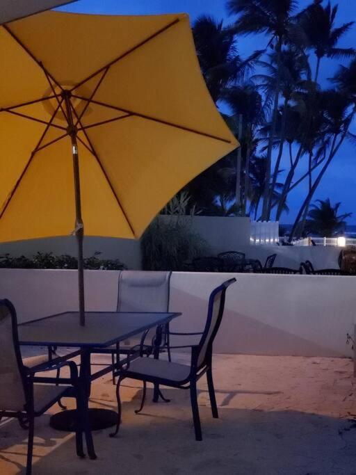 1St Level Unit Steps To Beach- Cold Air Conditioner At Poza Del Mar Luquillo Eksteriør billede