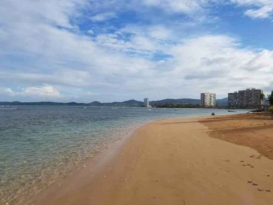 1St Level Unit Steps To Beach- Cold Air Conditioner At Poza Del Mar Luquillo Eksteriør billede